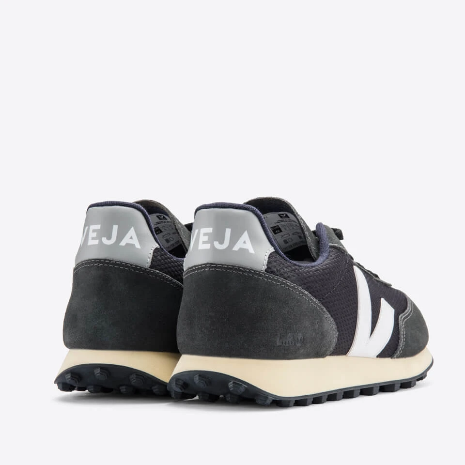 Veja Women's Rio Branco Mesh Running Style Trainers - Black/White/Oxford Grey - Image 4