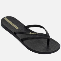 Ipanema Women's Bossa 21 Flip Flops - Black