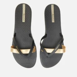 Ipanema Women's Kirei 21 Flip Flops - Black/Gold